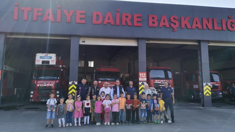 İtfaiye Haftası’nda Büyükşehir İtfaiyesi’ne Miniklerden Sürpriz Ziyaret