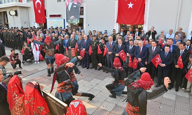 Atatürk’ün Manisa’ya Gelişi Coşkuyla Kutlandı