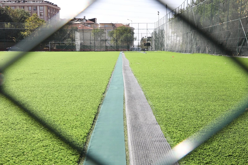 Güzeltepe Spor Sahası ve çevresi yenileniyor