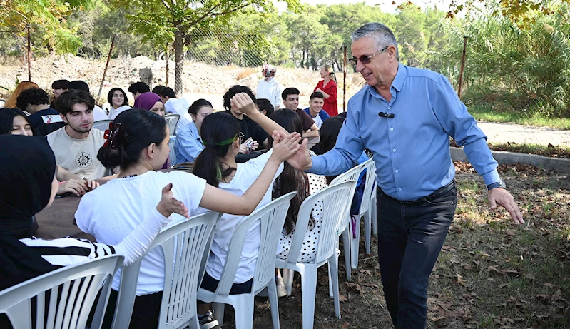 Başkan Topaloğlu öğrencilerin misafiri oldu