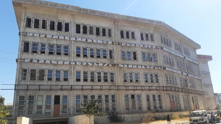 Torbalı’da belediye hizmet binası yurda dönüştürülüyor