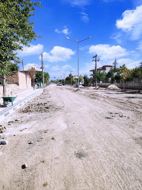 Gazi Yiğitbaşı Caddesinde Kaldırım Çalışması Başladı