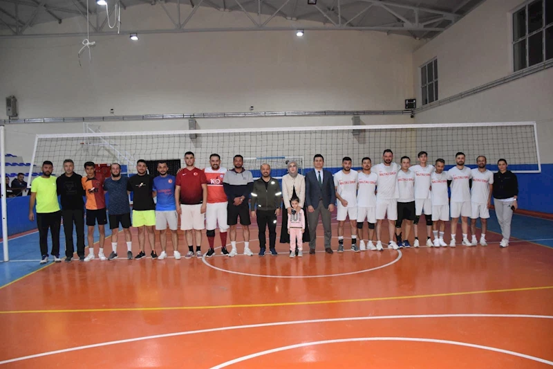 100. YIL CUMHURİYET KUPASI VOLEYBOL TURNUVAMIZ TAMAMLANDI