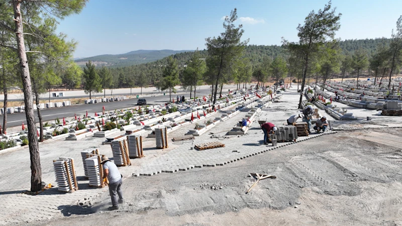 Büyükşehir, Kapıçam Mezarlığı’nda Çevre Düzenlemesini Sürdürüyor