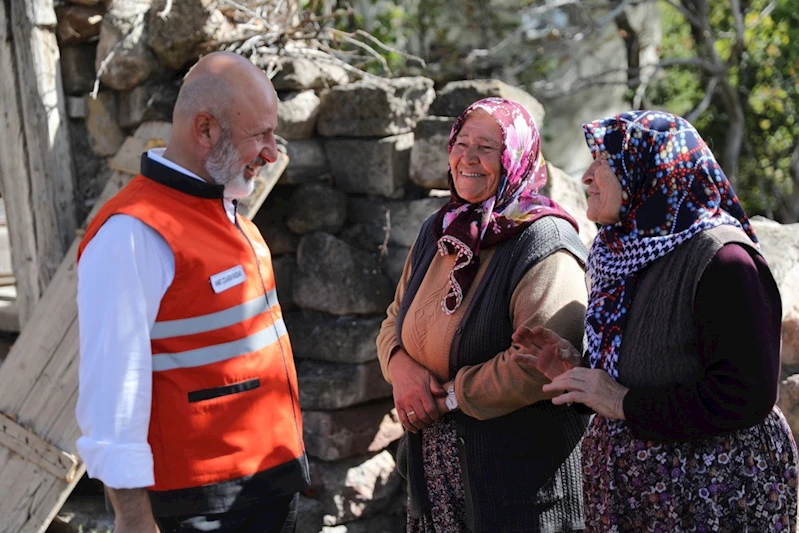 BAŞKAN ÇOLAKBAYRAKDAR, “KIRSAL MAHALLELERİN KÖY KİMLİĞİNİ KORUMASI ADINA BİRÇOK PROJEYİ HAYATA GEÇİRDİK”