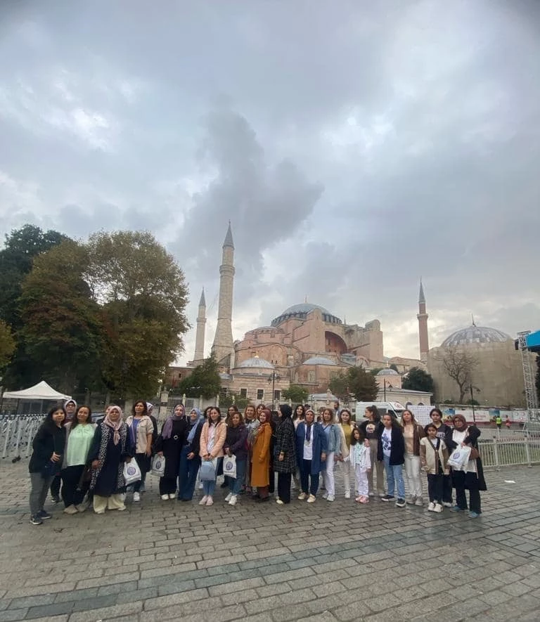 Ayasofya Temalı İstanbul Kültür Gezileri Öğretmenlerimizle Devam Ediyor