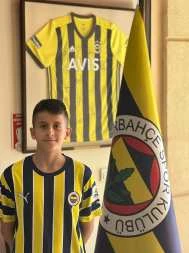 KANAĞI, FENERBAHÇE SPOR KULÜBÜNE İMZA ATTI