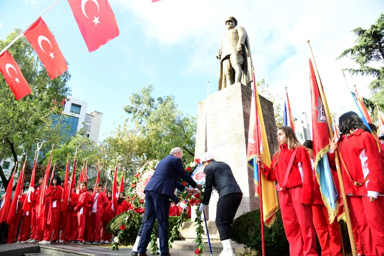 GAZİ MUSTAFA KEMAL ATATÜRK TRABZON’DA DÜZENLENEN TÖRENLERLE ANILDI