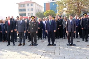 Büyük Önder Mustafa Kemal Atatürk’ü saygıyla andık