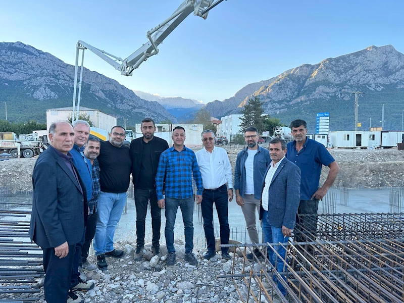 Yurt binasına beton atılmaya başlandı