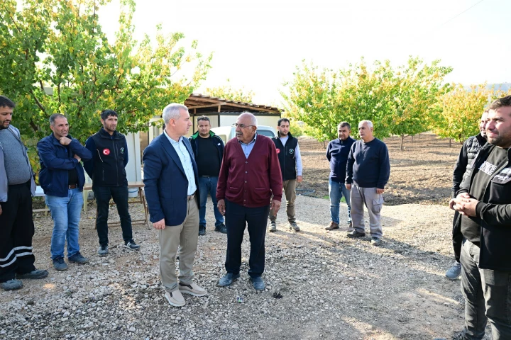 “Oluklu Mahallemizi Kaliteli Yol Ağıyla Donatıyoruz”