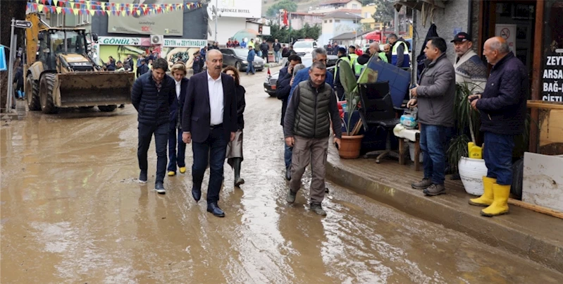 MUDANYA BELEDİYESİ EKİPLERİNDEN SEL SONRASI MÜDAHALE