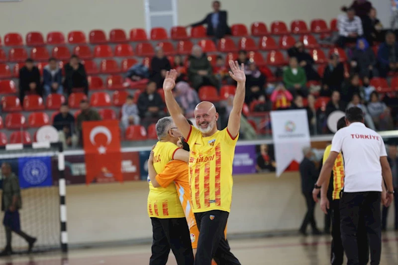 KENT PROTOKOLÜ, KOCASİNAN DOWN FUTSAL TAKIMIYLA FARKINDALIK MAÇI YAPTI