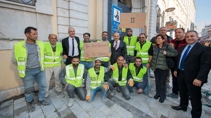 “İzmir yılbaşında bambaşka bir Kemeraltı görecek”