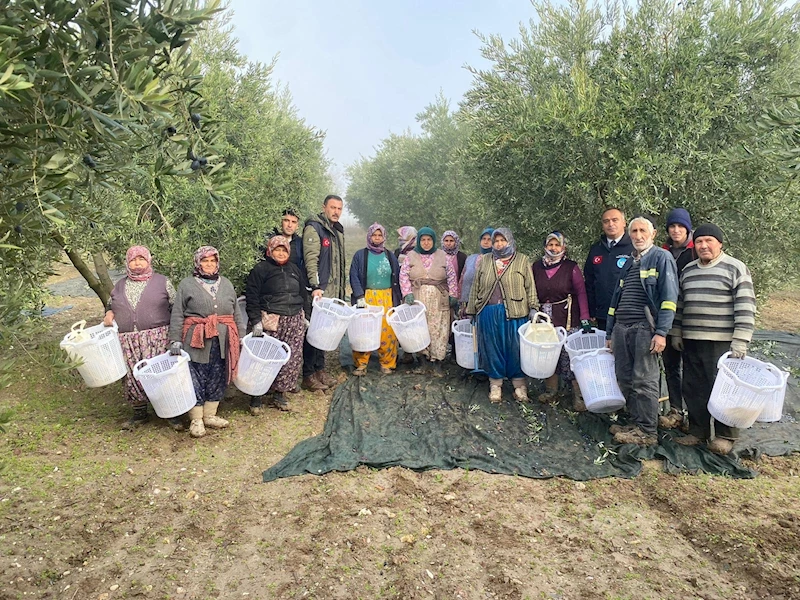 Büyükşehir, Gülbahçe ve Tekeliler’de Tarım Emekçileriyle Buluştu