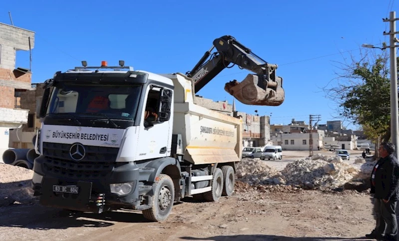 Büyükşehir Belediyesi Trafiği Rahatlatmaya Devam Ediyor