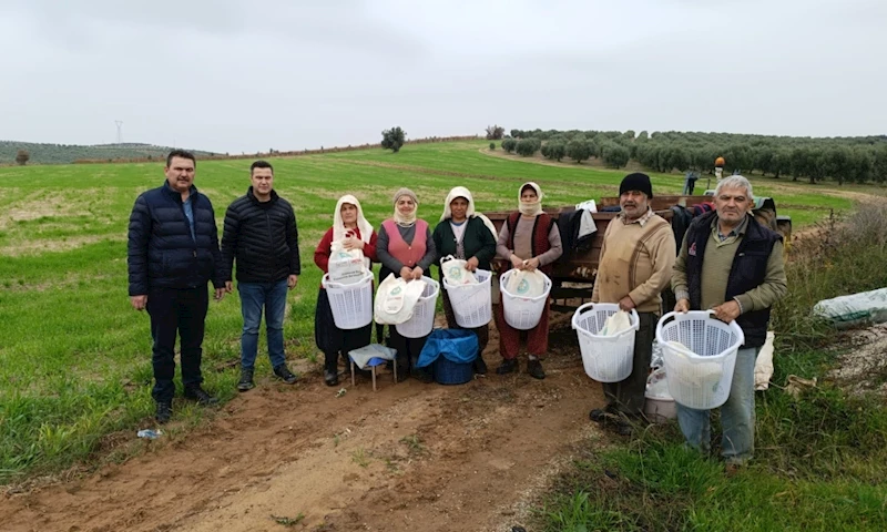 Büyükşehir, 7 İlçede Daha Tarım Emekçilerine Ulaştı