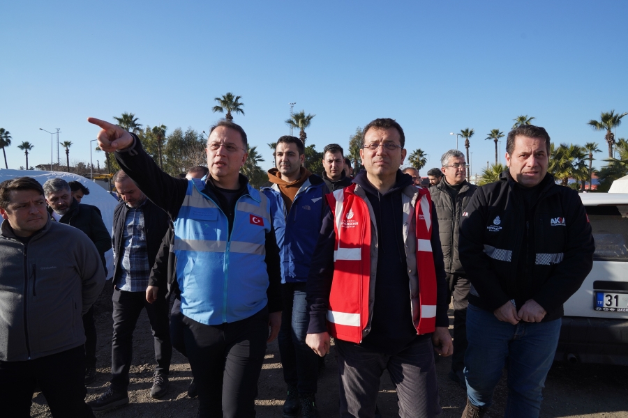 Çalık, Deprem Bölgesinde İmamoğlu ile Buluştu