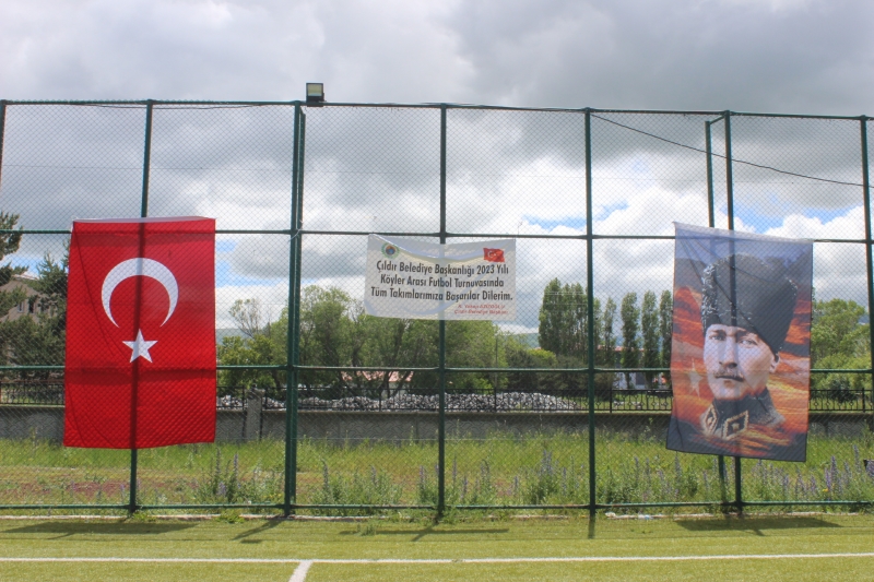 BELEDİYEMİZCE DÜZENLENEN FUTBOL TURNUVASININ ŞAMPİYONU EŞMEPINAR KÖYÜ TEBRİK EDERİZ.