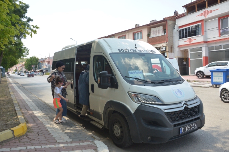 BOZÜYÜK BELEDİYESİ’NDEN AREFE GÜNÜ İLÇE MEZARLIĞINA ÜCRETSİZ ULAŞIM