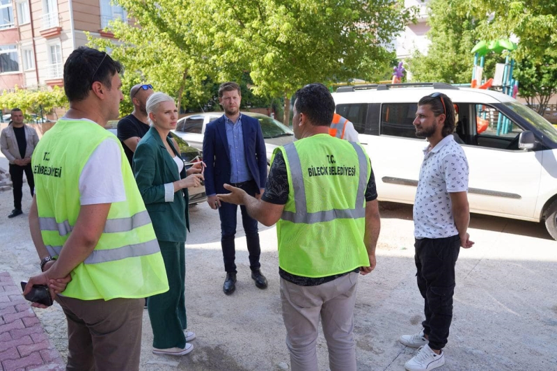 BAŞKAN V. SUBAŞI HÜRRİYET MAHALLESİNDEKİ ÇALIŞMALARI YERİNDE İNCELEDİ