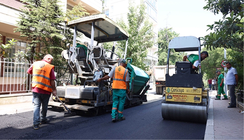 Çankaya’da Asfalt Çalışmaları Hız Kesmeden Devam Ediyor