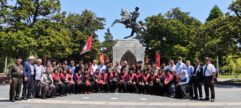 TARSUSLU GAZİLER KARADENİZ’İN TARİH KOKAN ŞEHİRLERİNDE UNUTULMAZ ANILAR BİRİKTİRDİ