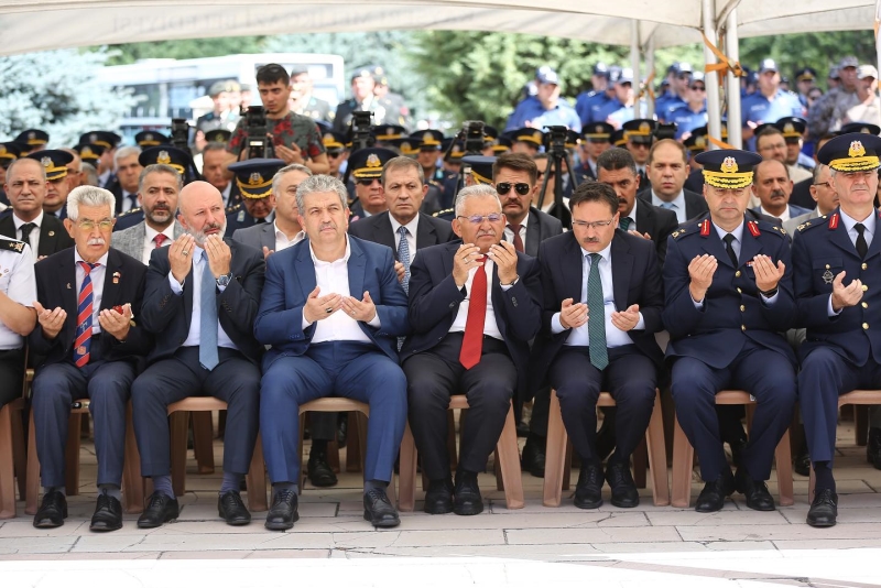 Büyükkılıç’tan, Kahramanlık Destanının Yıl Dönümünde Şehitliklere Ziyaret