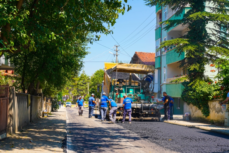 Ekiplerimiz Modern Caddeler, Modern Sokaklar İçin Aralıksız Çalışmayı Sürdürüyor.