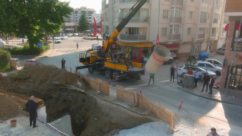 BAŞKAN BAKKALCIOĞLU ALTYAPI ÇALIŞMALARINA KATILDI