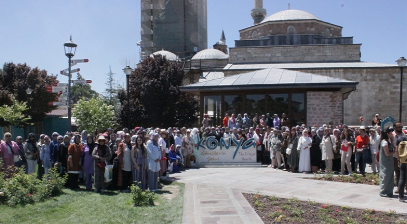 EVLİYA ÇELEBİ’NİN TORUNLARI KONYA’DA