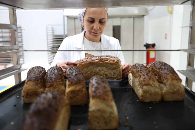 Antalyalıların tercihi Halk Ekmek