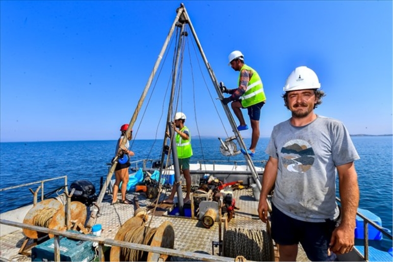 İzmir Körfezi’nin 30 farklı noktasından karot örneği alındı