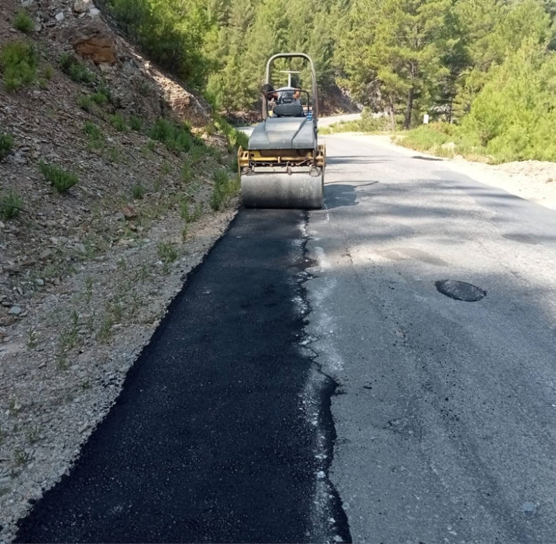 Alanya’da yayla yollarına bakım onarım