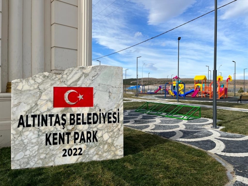 Biz Çalışıyoruz Altıntaş GüzelleşiyorKent Park...