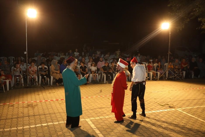 Çeltikçili Çocuklar Tiyatro Günleriyle Eğlence Dolu Gece Yaşadı