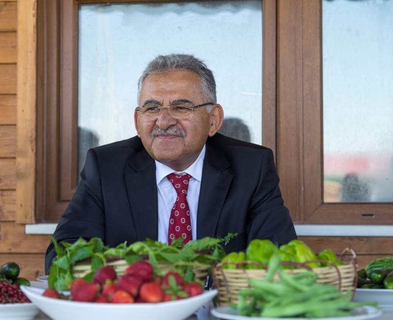 Büyükşehir’in “Doğal Ürünler Bahçesi Pazarı” Açılıyor