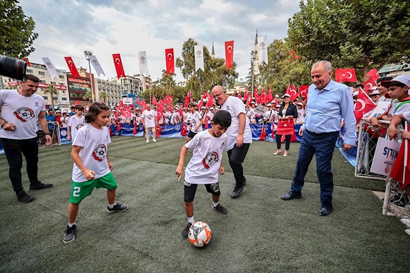 Birlikte Güçlüyüz Geleceğin Yıldızları Futbol Şenliği başladı