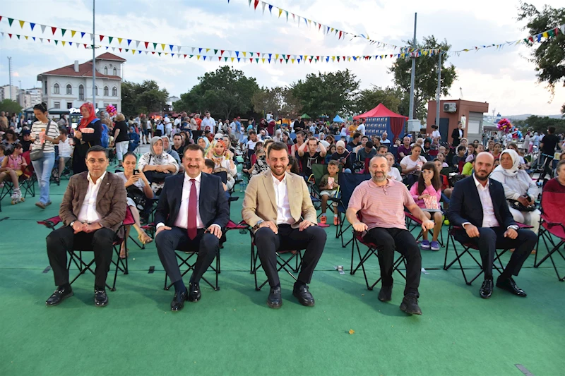 Bandırmalılar, Seyirlik Akşamlar’a Büyük İlgi Gösterdi