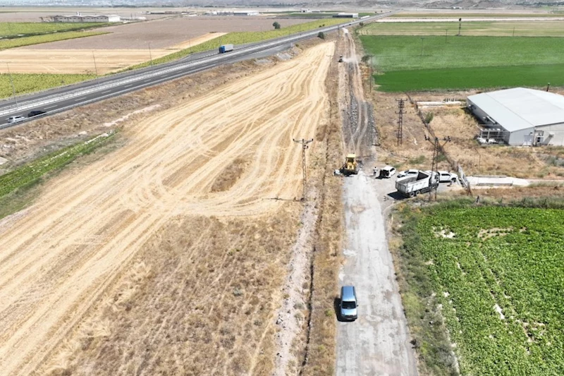 Eski Dokuz pınar yolu (tozlu yurt mevkii) asfalt yenileme ve çevre düzenleme çalışmalarımız başlamıştır. T