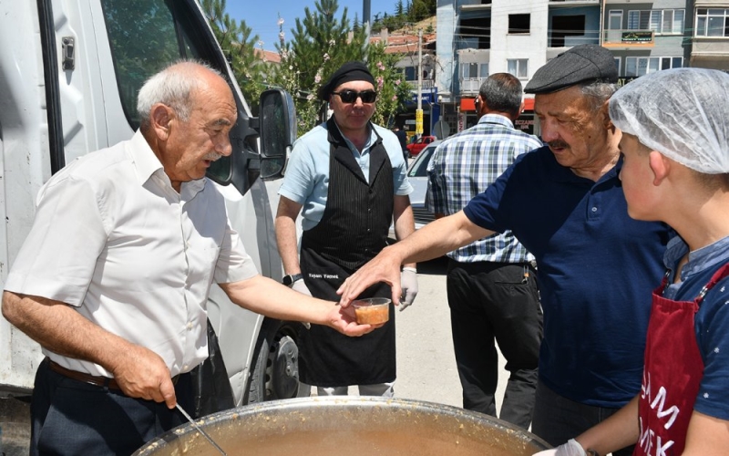 Aşure Paylaşmaktır, Hoşgörüdür...