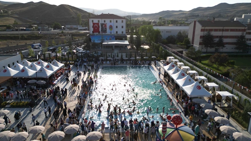 Çankırı’nın İlk ve Tek Aquaparkı Hizmete Girdi