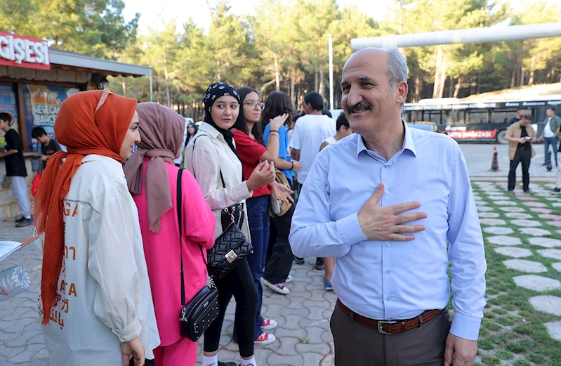 DEPREMZEDE GENÇLER HEYECAN BAHÇESİ’NDE BULUŞTU