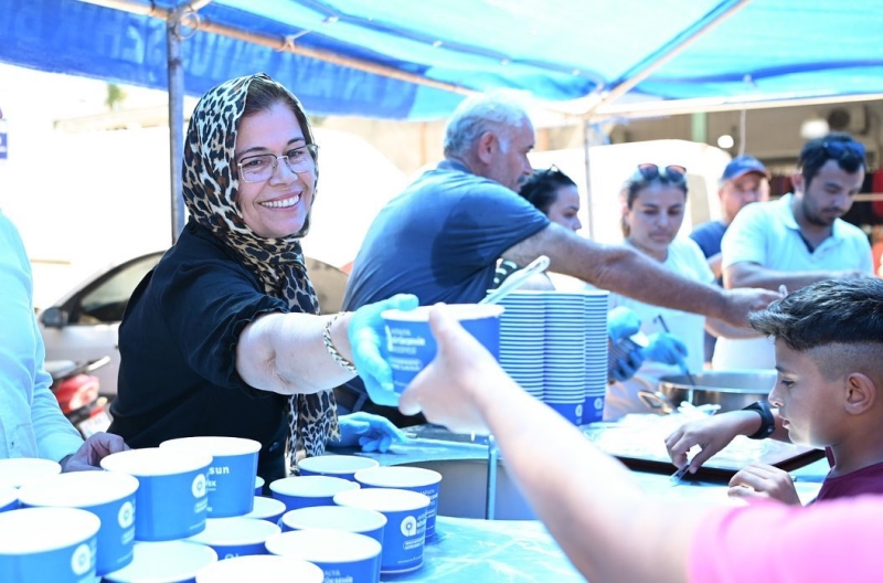 Antalya Büyükşehir Belediyesi Aşure İkram Programı