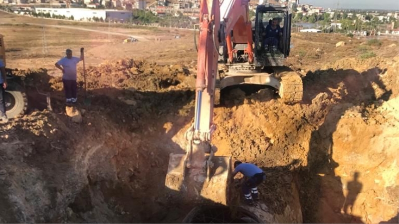 İZSU ekiplerinden Menemen’de yoğun mesai