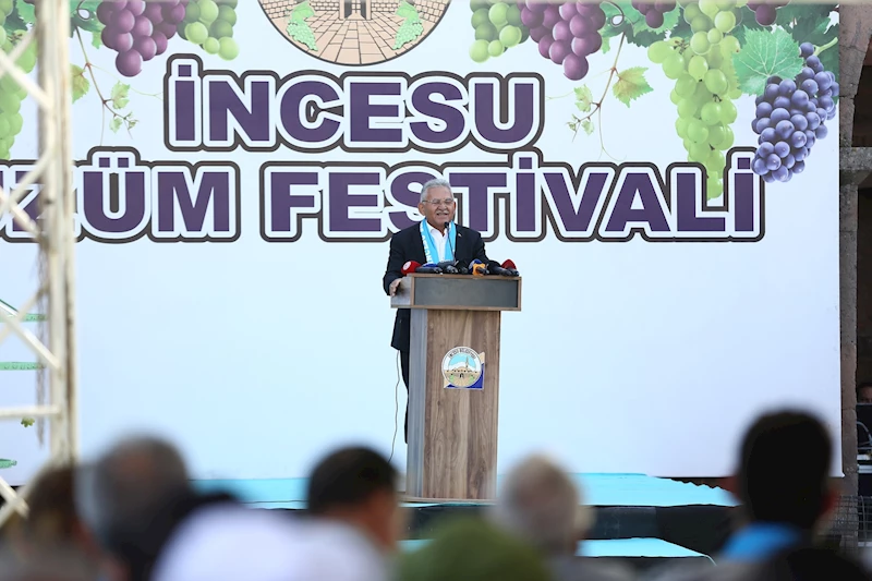 Bakan Özhaseki, Vali Çiçek ve Başkan Büyükkılıç, İncesu Üzüm Festivali’ne Katıldı