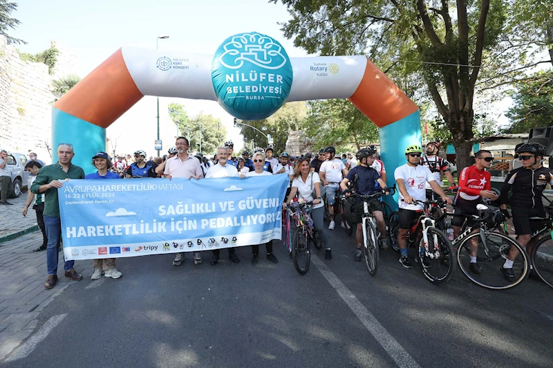 Cumhuriyet için Tophane’den Mudanya’ya pedalladılar