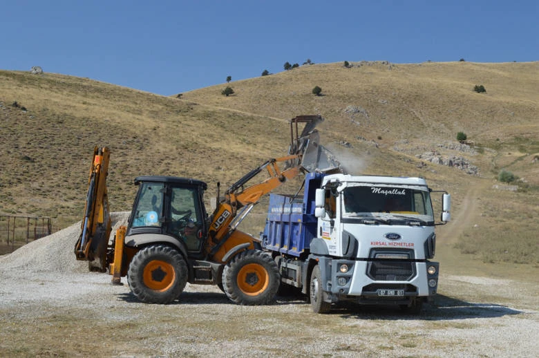 Söbüce yaylası grup yolunda asfalt çalışması