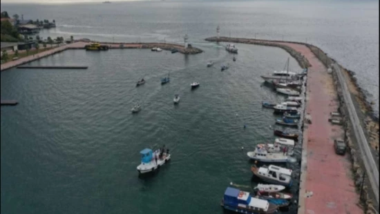 DARICA BELEDİYE BAŞKANI MUZAFFER BIYIK, BALIKÇILARI DENİZE UĞURLADI