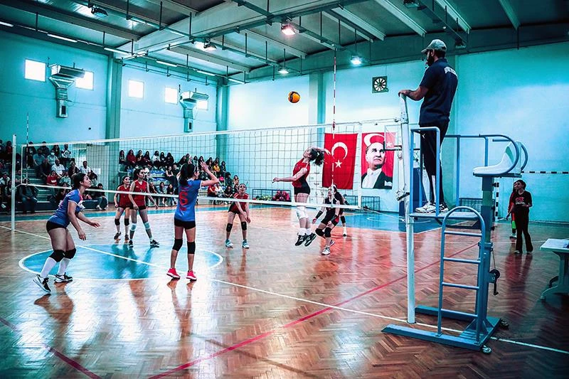 Bayraklı’da 4 yılda 42 bin 500 kişi sporla buluştu